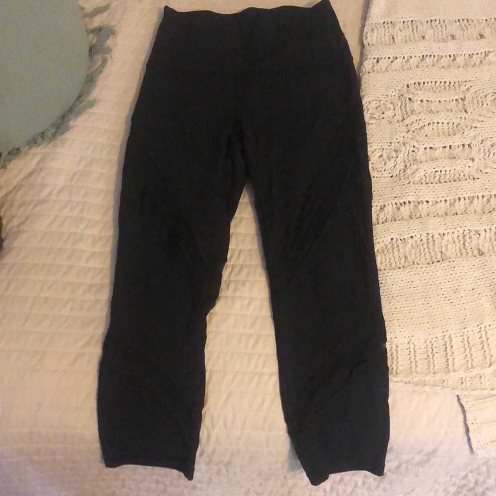 Lululemon cropped leggings